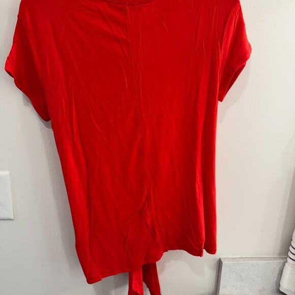 Caara Red Tie-Front Short Sleeve Blouse | Red | Size Medium NWT - Picture 3 of 4